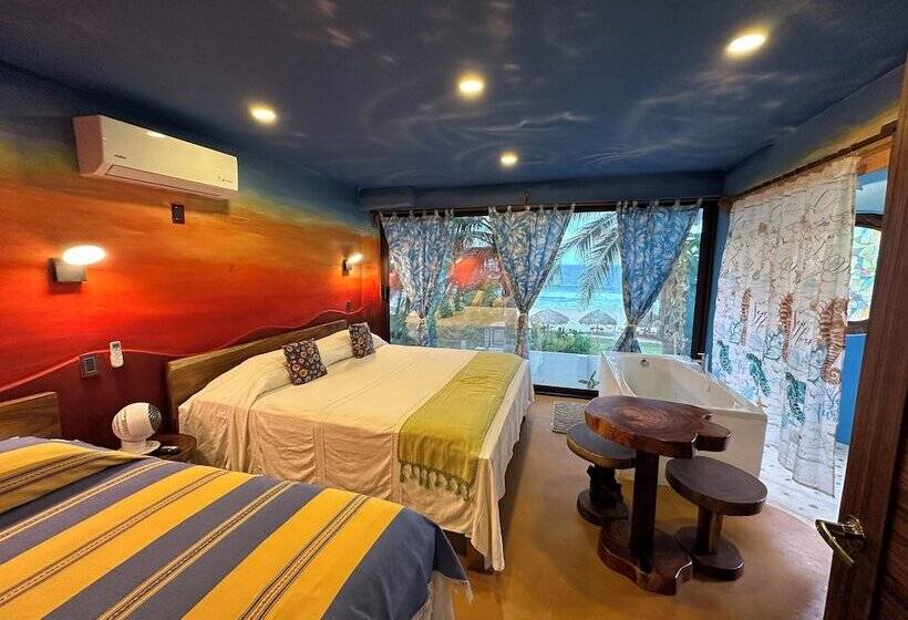 مبيت وإفطار Beachfront Paradise Boutique