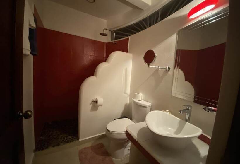 مبيت وإفطار Beachfront Paradise Boutique