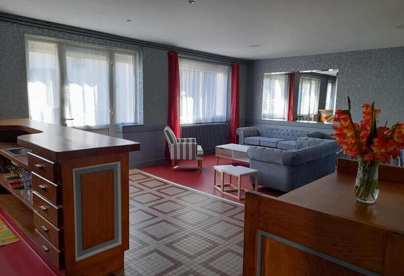 مبيت وإفطار Ch Malavetula