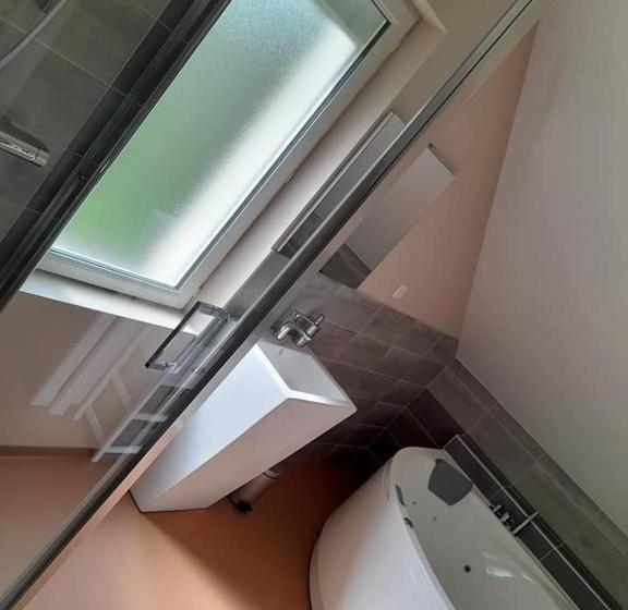 مبيت وإفطار Ch Malavetula