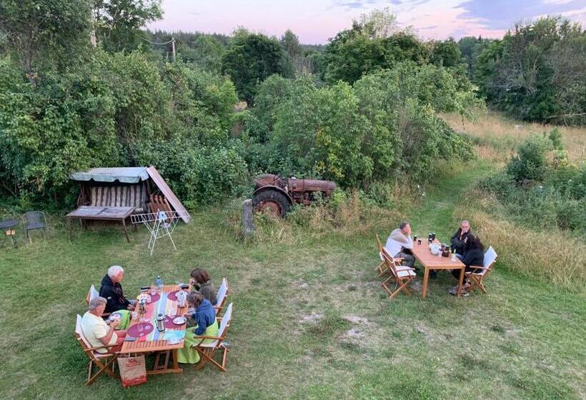 Bed and Breakfast Charming House On Large Property On Vato