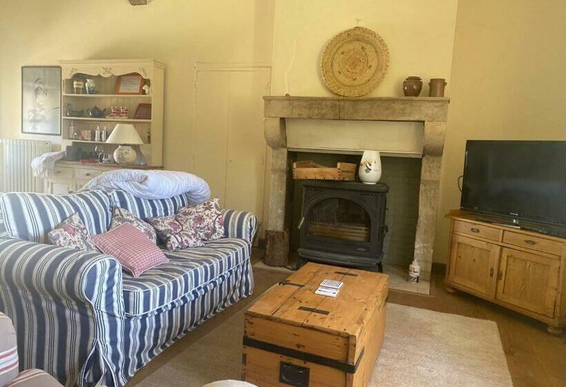 צימר Chateau Igny