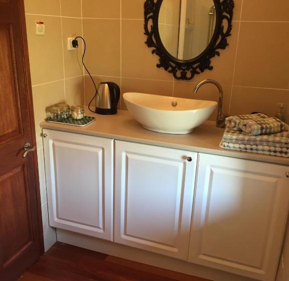 Bed and Breakfast Chez Thomas 7 Route Du Monde Ancien