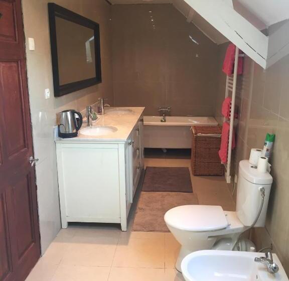 Bed and Breakfast Chez Thomas 7 Route Du Monde Ancien