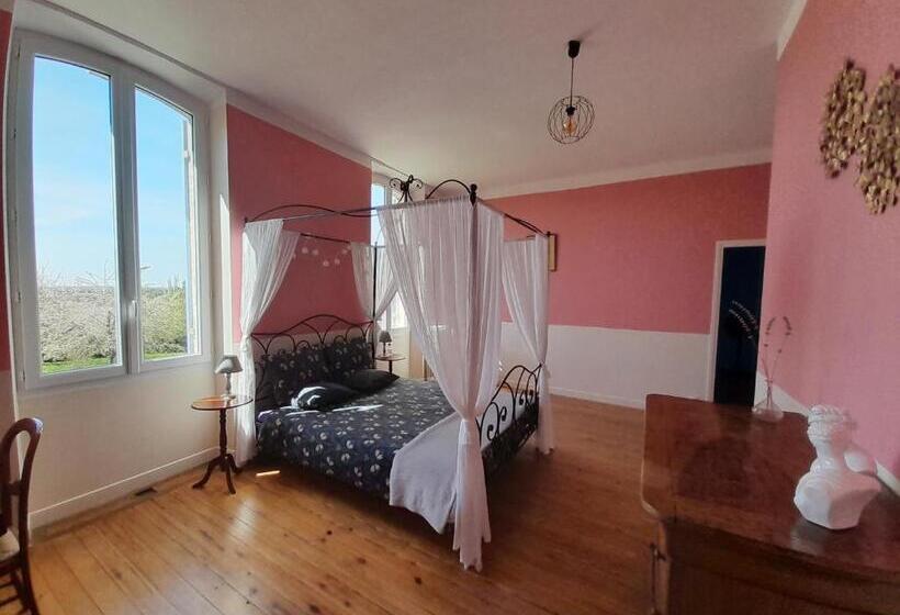 Bed and Breakfast Domaine Du Grand Ormeau