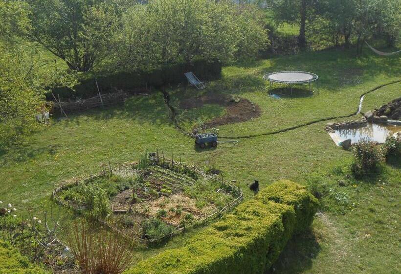 مبيت وإفطار Double Room On Farm