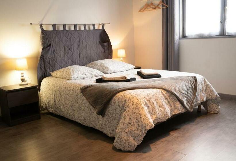 مبيت وإفطار La Vie Autrement