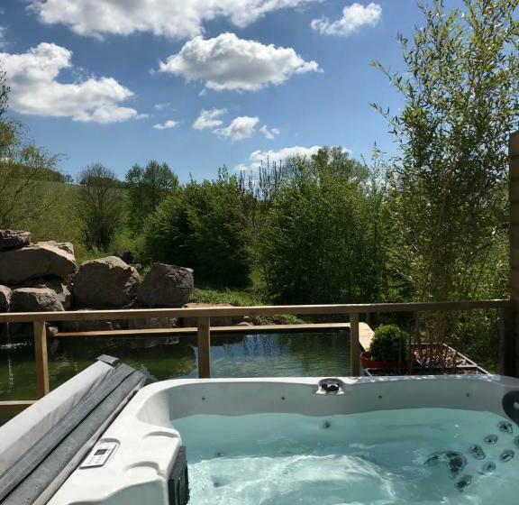 ベッドアンドブレックファースト Les Nuits Insolites De La Mothe   Hébergement En Bulle Ou Tiny House Avec Spa Privatif