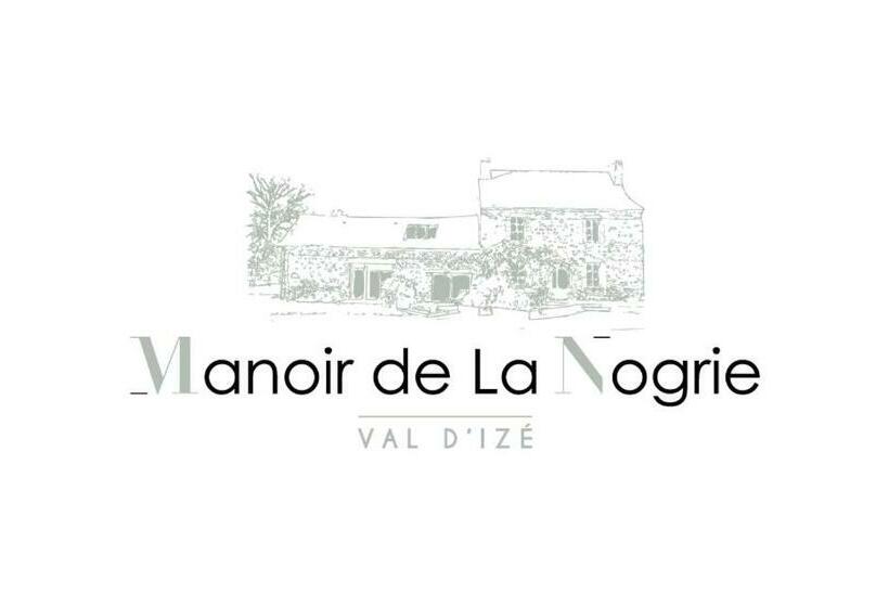 צימר Manoir De La Nogrie   Chambre De Charme Avec Accès Privatif   Piscine Chauffée Sur Domaine 5 étoiles