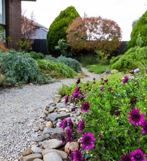 Bed and Breakfast Modern & Homely Comfort