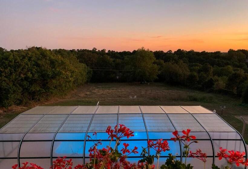 ベッドアンドブレックファースト Montaillon Chambres D Hôtes