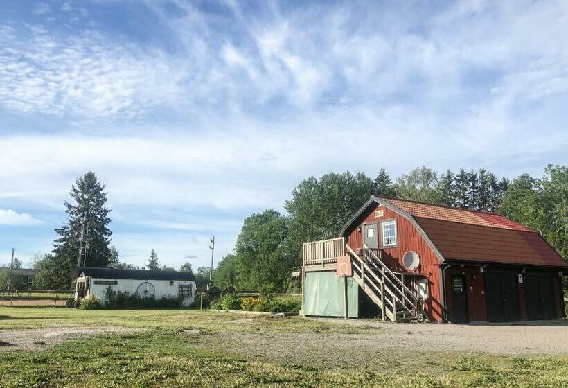 住宿加早餐  Rialahästgård