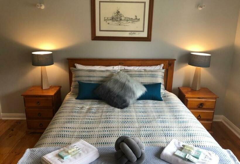 민박 Riverview House Younghusband