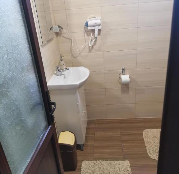 ベッドアンドブレックファースト Somogyi Vendégház