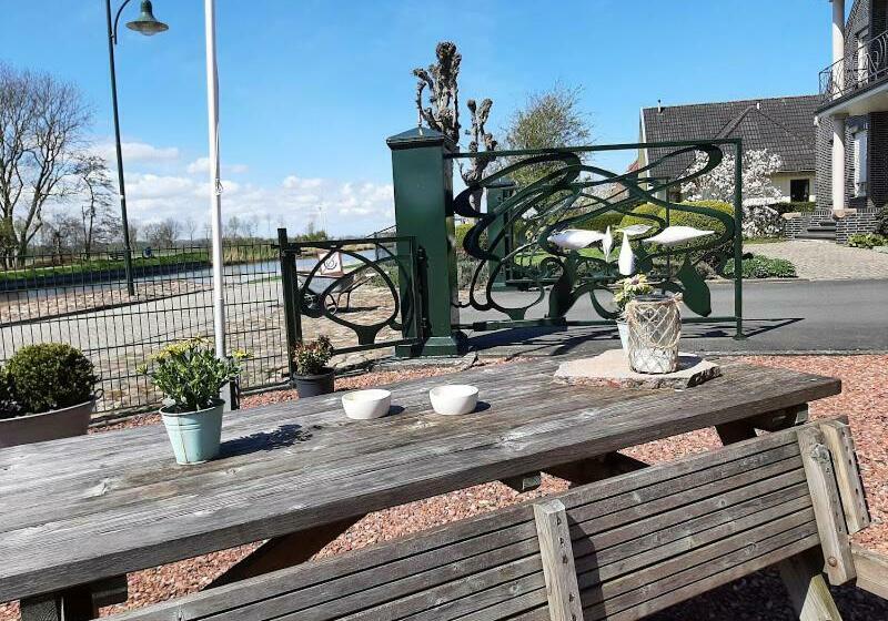 צימר T Waarkhoes