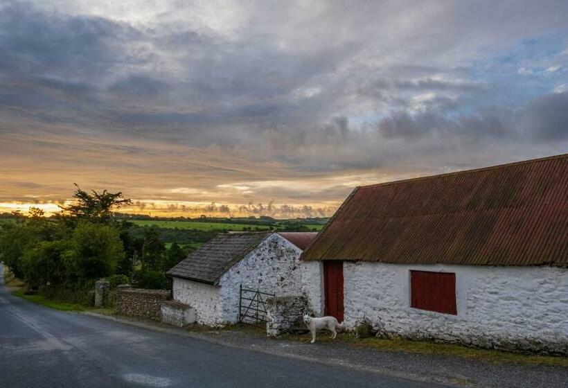 צימר The Knock Guest House