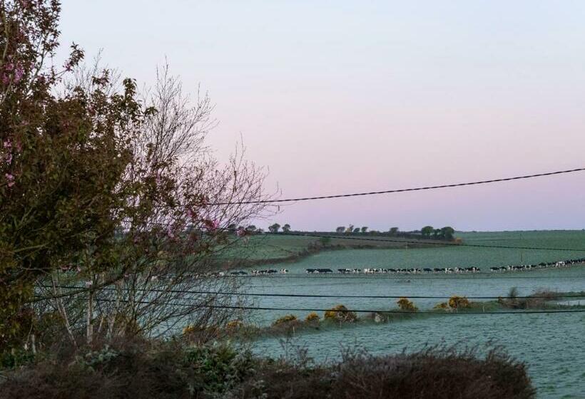 צימר The Knock Guest House