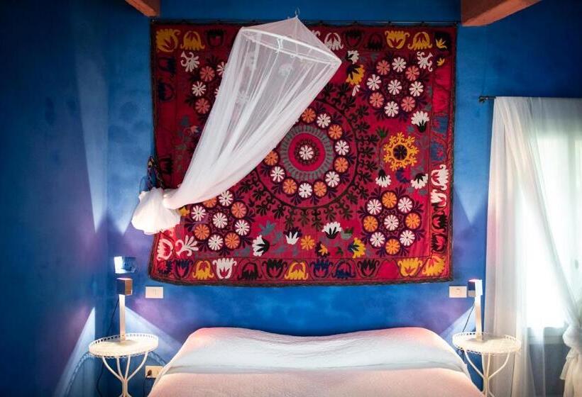 مبيت وإفطار Turchi Farm   Locanda Della Luna & Antico Frantoio