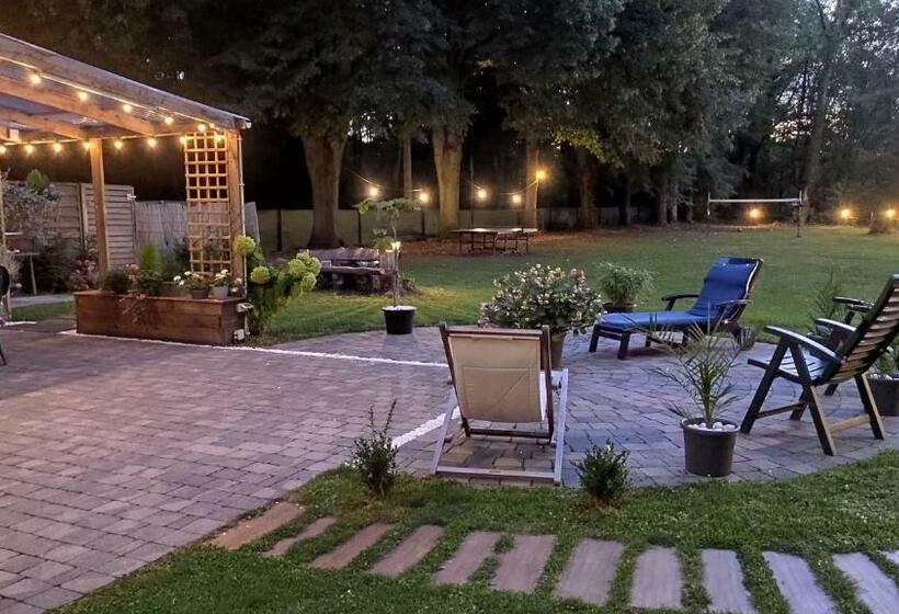 مبيت وإفطار Villa Eden