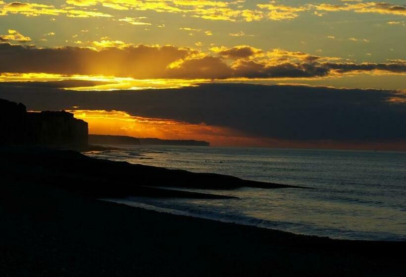 مبيت وإفطار Villa Les Falaises