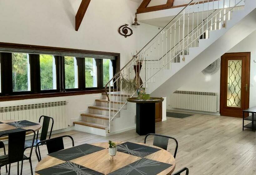 مبيت وإفطار Villa Manoca