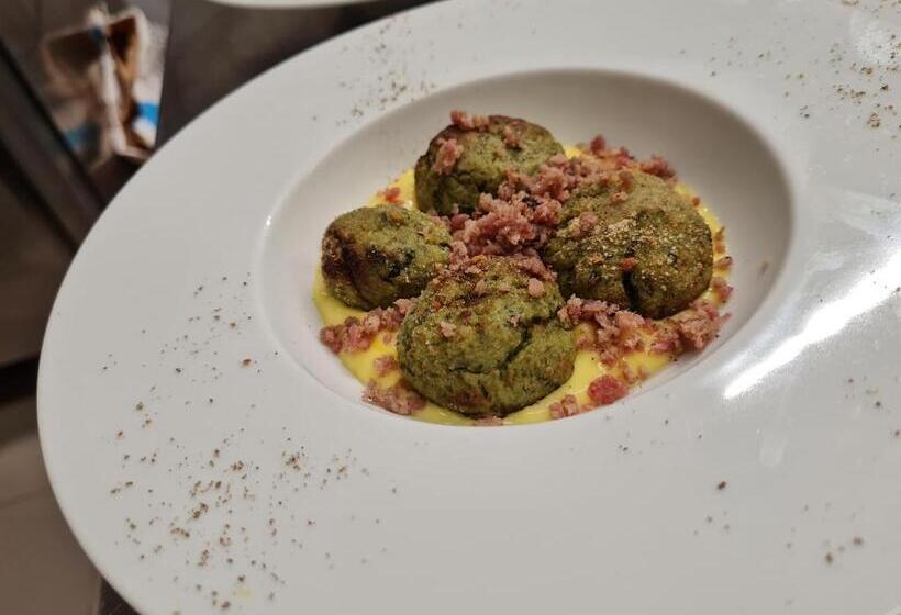 هتل Agriturismo Il Paradiso Di Berignone