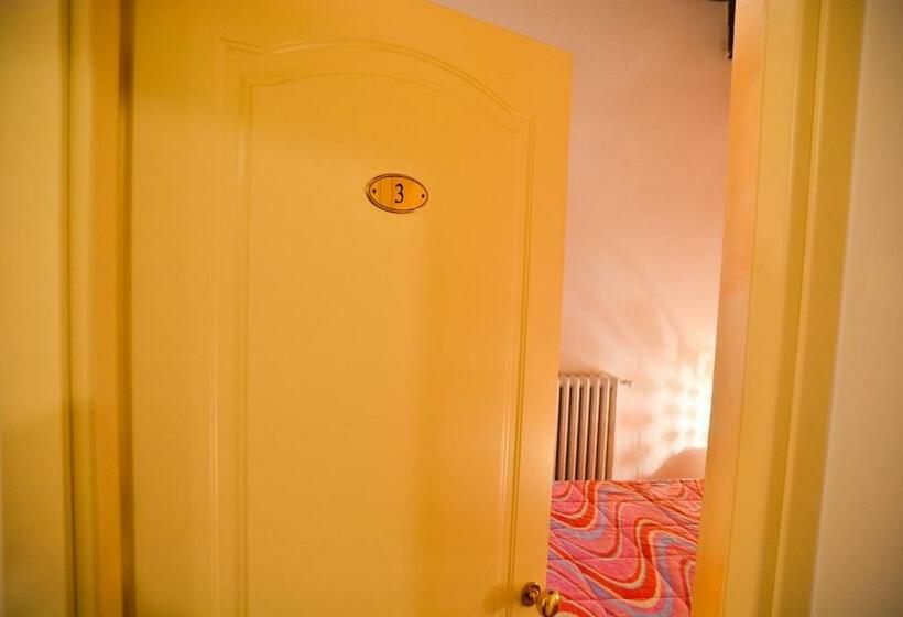 فندق Agriturismo La Rebosola