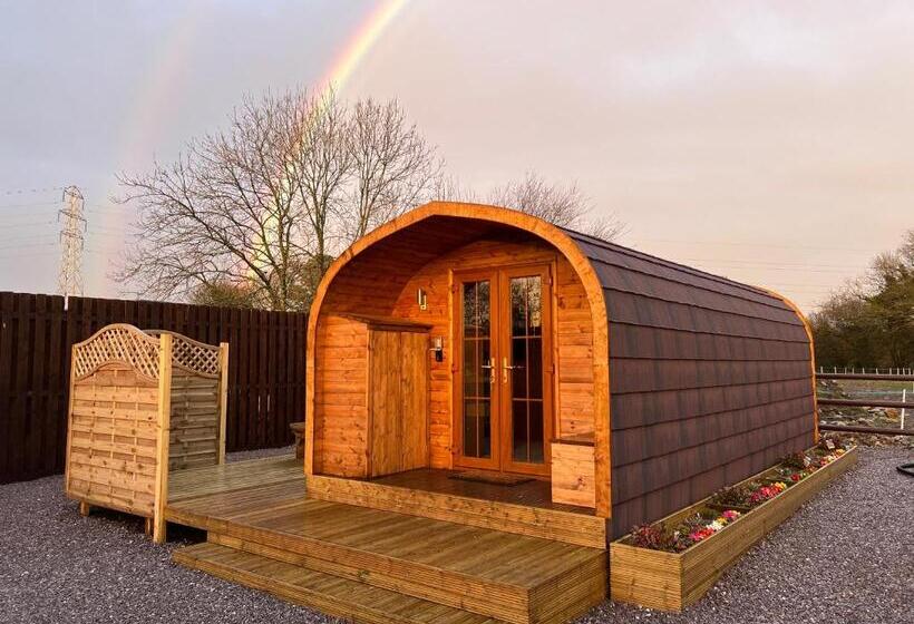 Отель Bryn Glamping