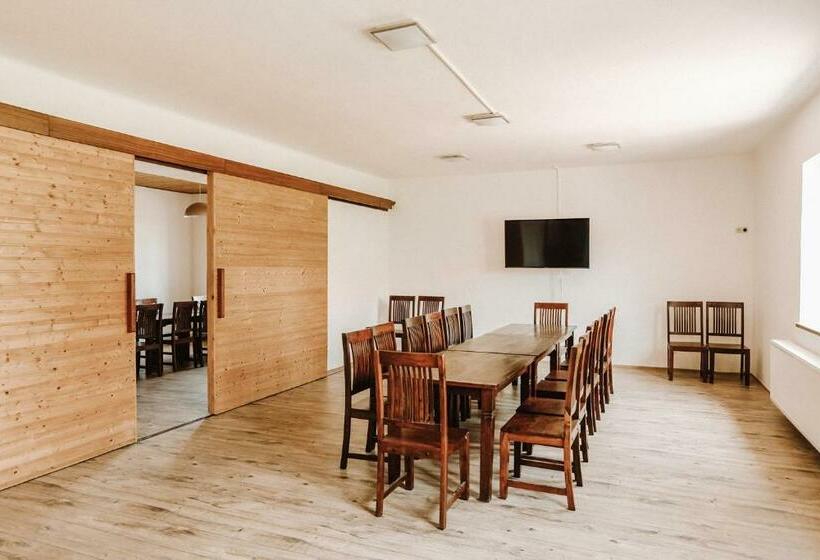 בית מלון כפרי Farma Klokočov