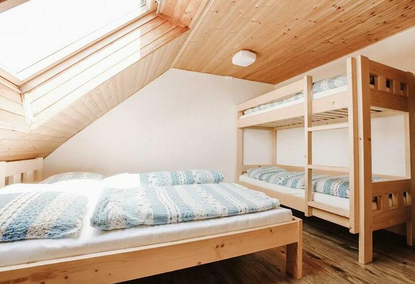 בית מלון כפרי Farma Klokočov