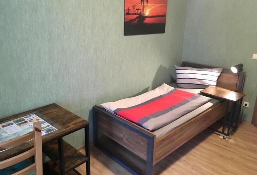 ホテル Gasthaus Stuckatz