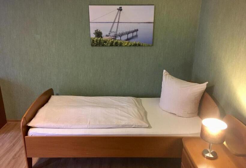 ホテル Gasthaus Stuckatz