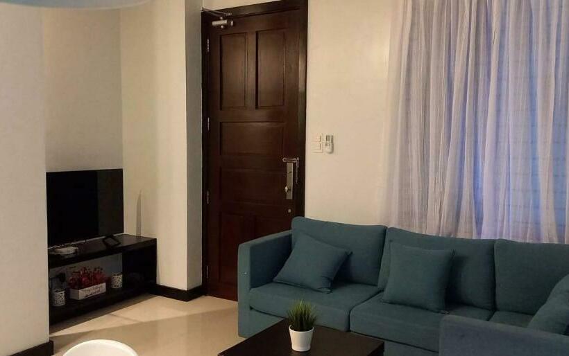 בית מלון כפרי Glc Suites