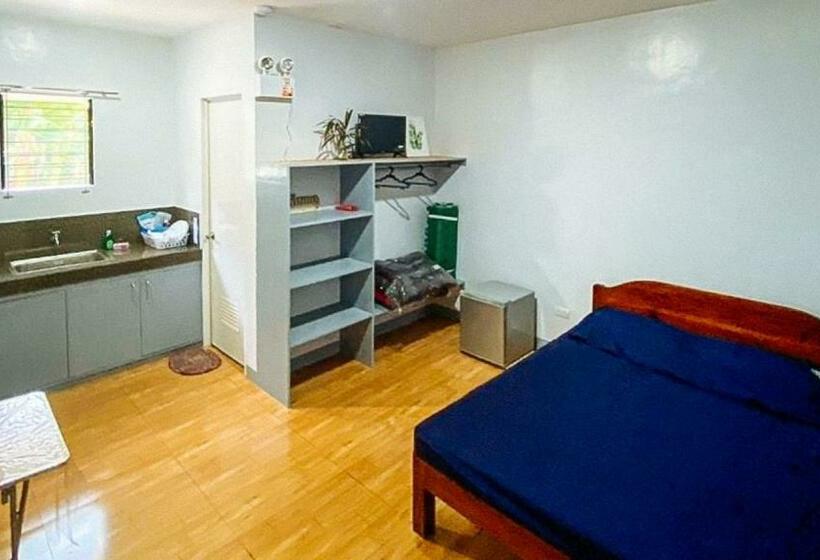 فندق Irah S Guest House