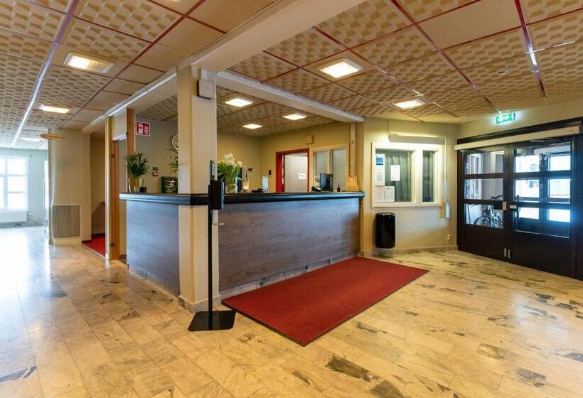 酒店 L Tjamstan Malå