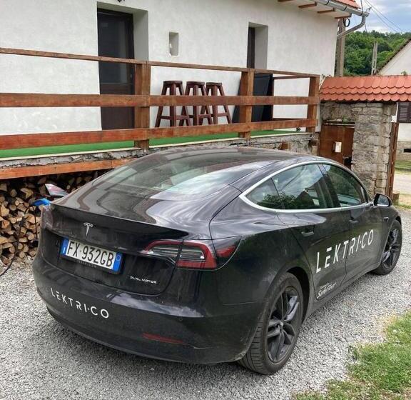 Отель Nerahouse