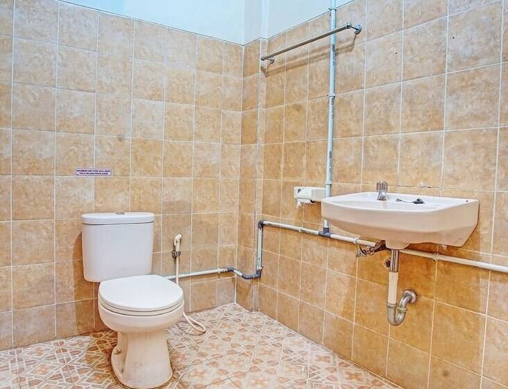 فندق Oyo 90947  Sarbini