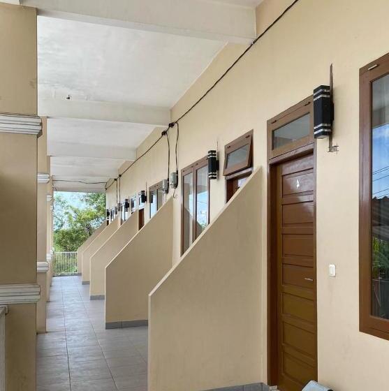 호텔 Oyo 90960 Putih Salju Homestay Syariah