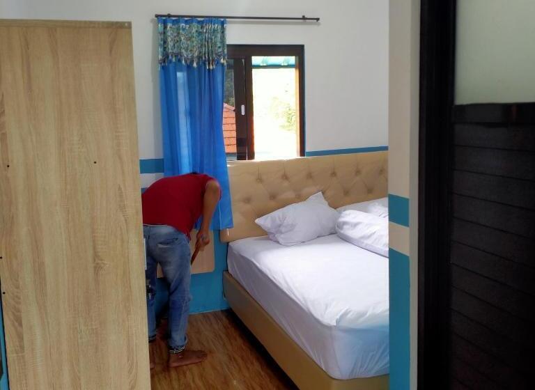 בית מלון כפרי Penginapan Banyu Biruku