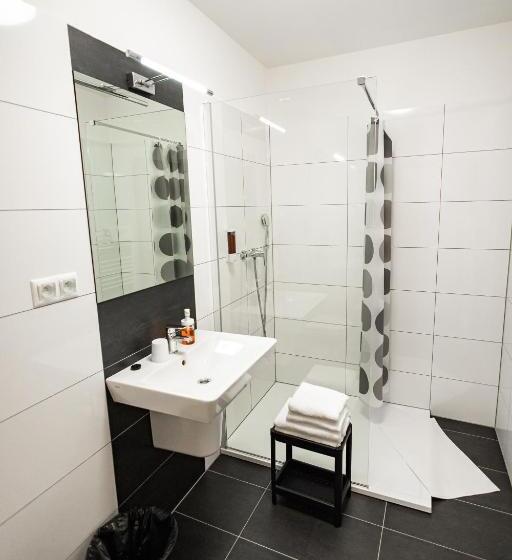 Отель Pivovar Tupadly