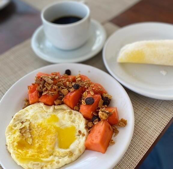 ホテル Pousada Atenize