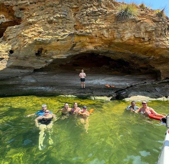 ホテル Pousada Atenize