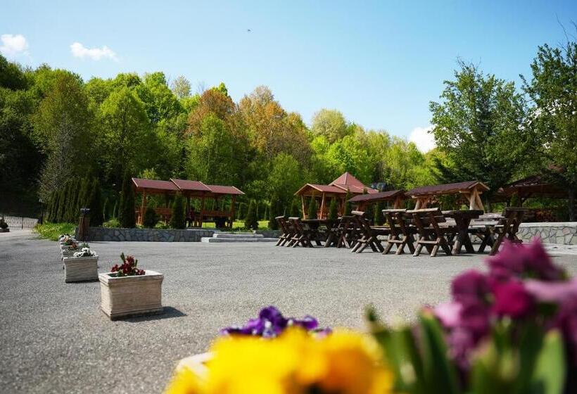 فندق Păstrăvăria Crasna Bogiri