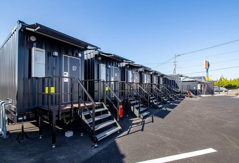 فندق R9 The Yard Isa