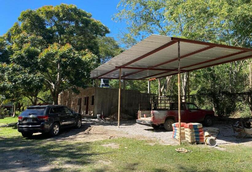 فندق Ranchito Camping