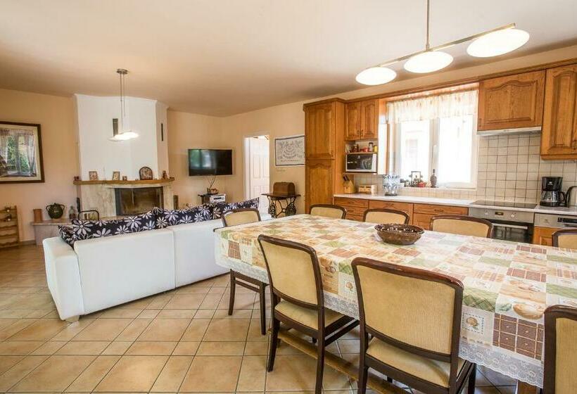 Nyirfa Apartmanház Döröske