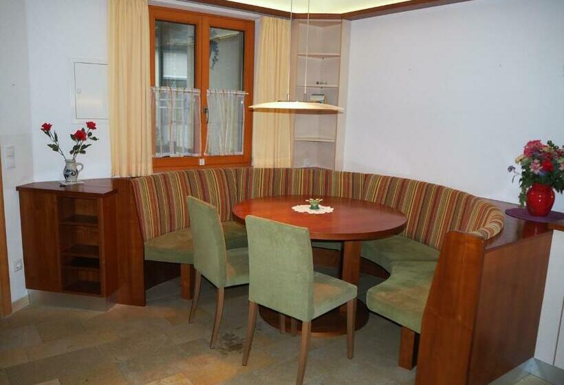 펜션 Asbacher Klosterkeller