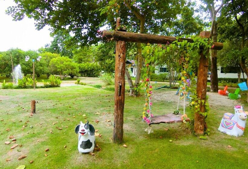 ペンション Aura Park Resort