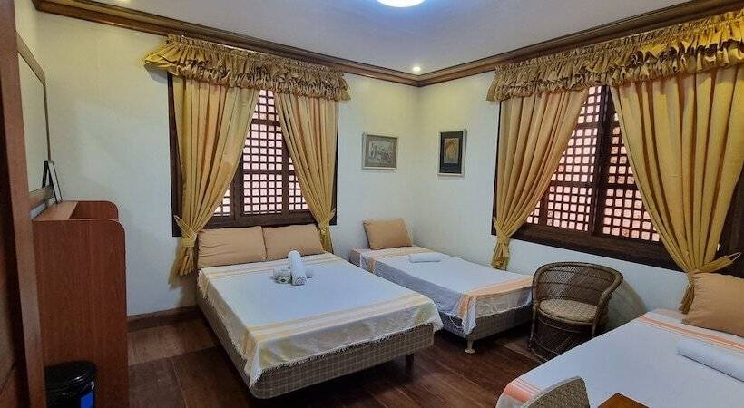 پانسیون Casa Familya