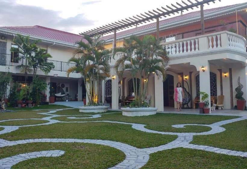 پانسیون Casa Familya